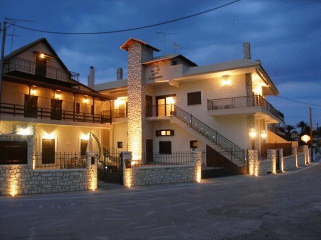 Giogarakis Suites Елеонас Екстер'єр фото