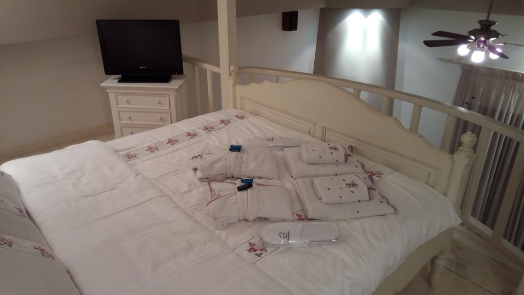 Giogarakis Suites Елеонас Екстер'єр фото