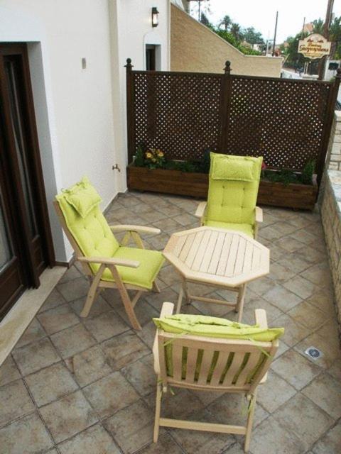 Giogarakis Suites Елеонас Номер фото